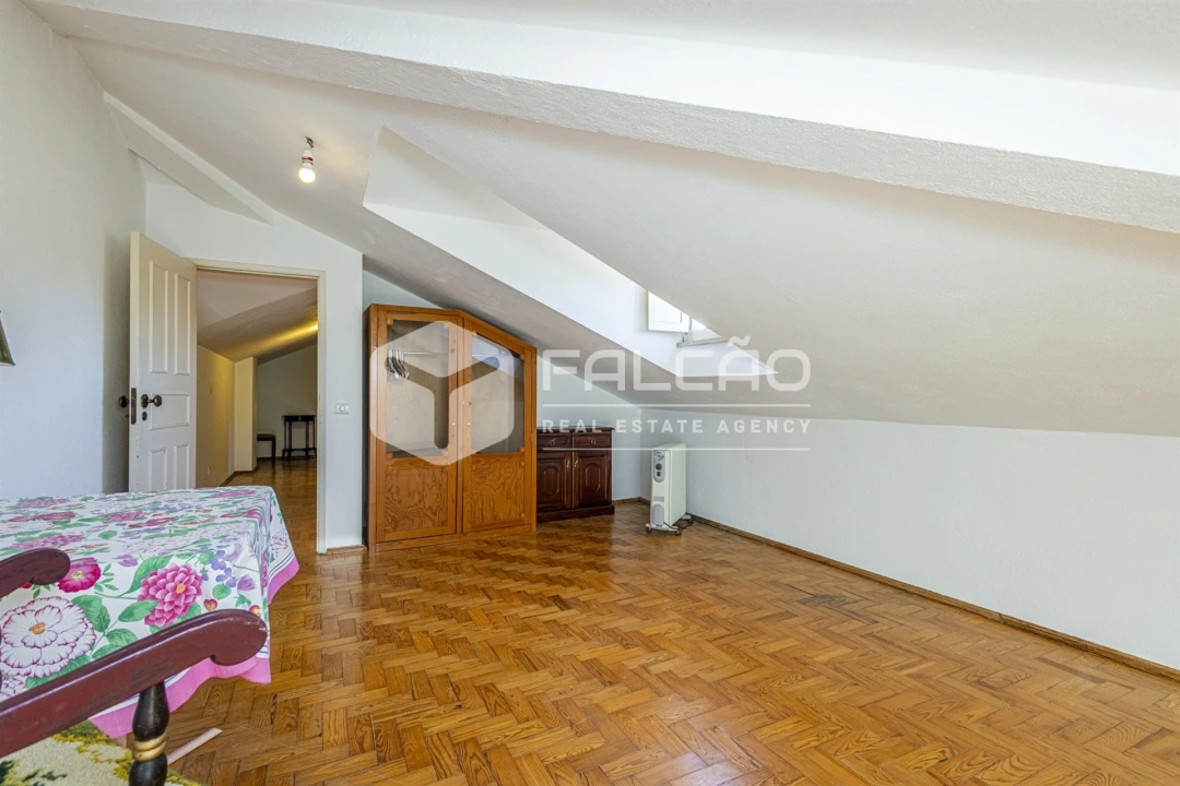 Quinta T5 para Venda em Povoa da Isenta Foto 27