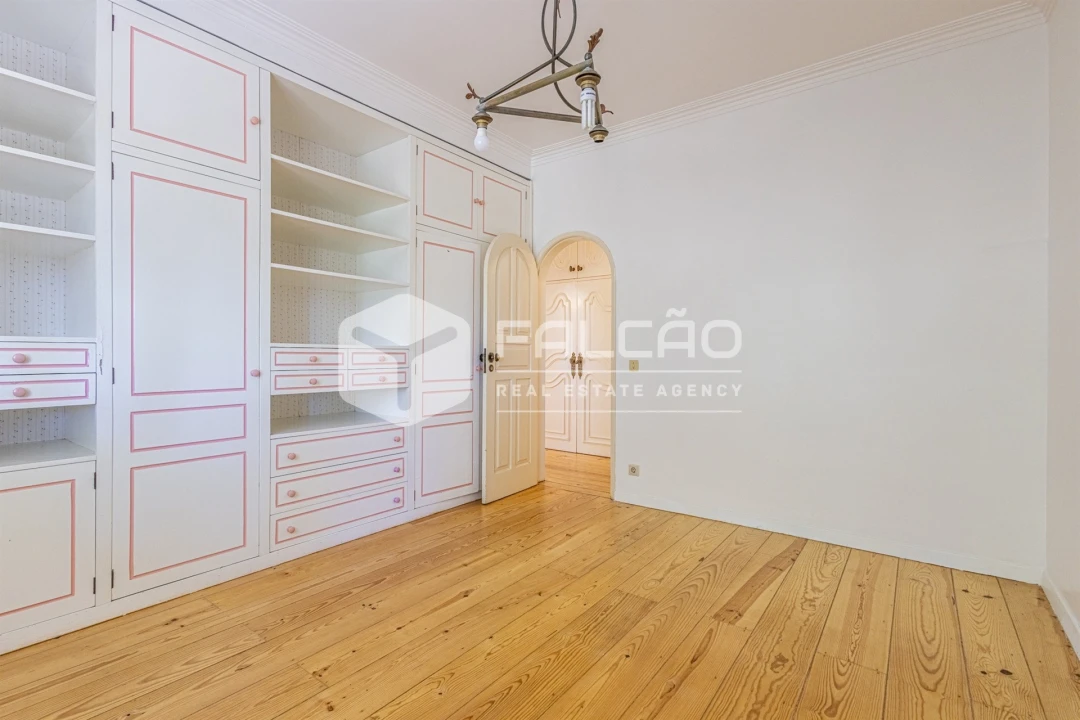 Quinta T5 para Venda em Povoa da Isenta Foto 62