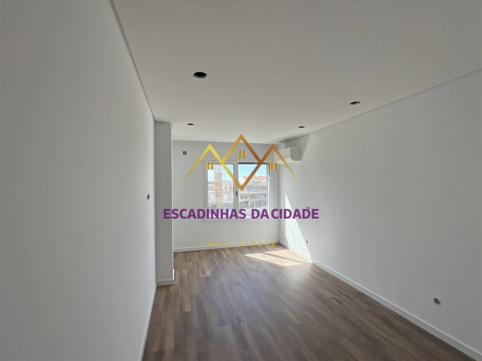 Apartamento T5 para Venda em Montijo e Afonsoeiro Foto 22