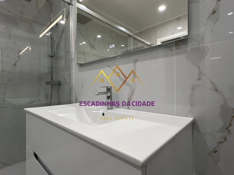 Apartamento T5 para Venda em Montijo e Afonsoeiro Foto 19