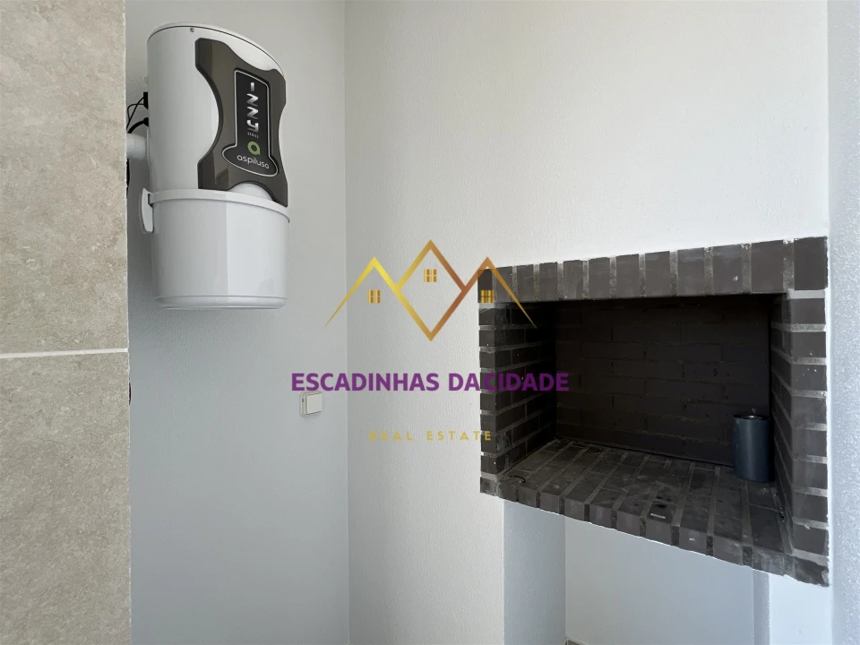 Apartamento T5 para Venda em Montijo e Afonsoeiro Foto 3