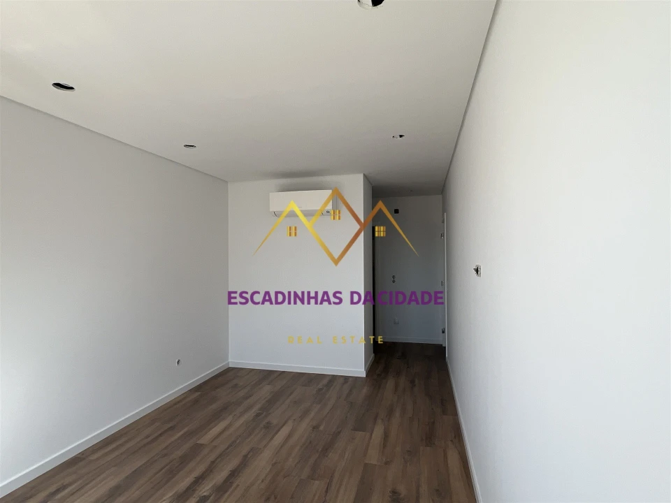 Apartamento T5 para Venda em Montijo e Afonsoeiro Foto 16