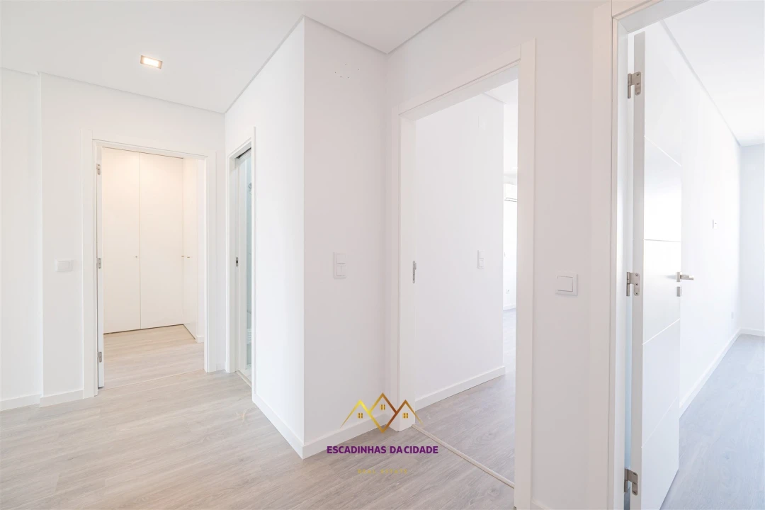 Apartamento T5 para Venda em Montijo e Afonsoeiro Foto 22