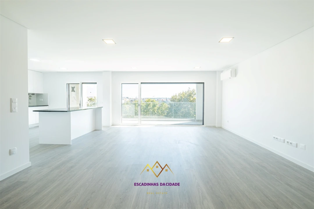 Apartamento T5 para Venda em Montijo e Afonsoeiro Foto 81