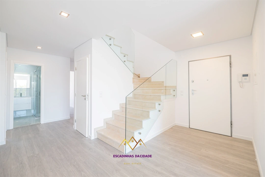 Apartamento T5 para Venda em Montijo e Afonsoeiro Foto 83