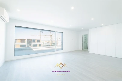 Apartamento T5 para Venda em Montijo e Afonsoeiro