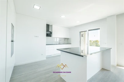 Apartamento T5 para Venda em Montijo e Afonsoeiro
