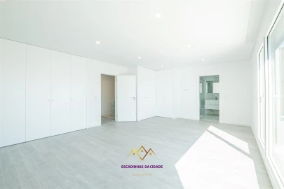 Apartamento T5 para Venda em Montijo e Afonsoeiro