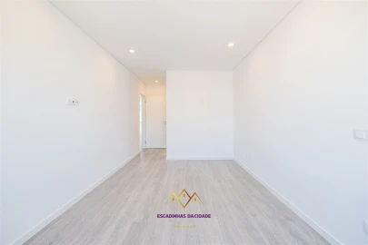 Apartamento T5 para Venda em Montijo e Afonsoeiro