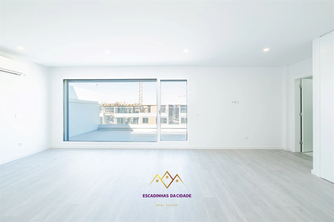 Apartamento T5 para Venda em Montijo e Afonsoeiro Foto 49