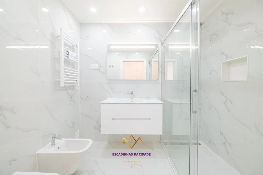Apartamento T5 para Venda em Montijo e Afonsoeiro Foto 36