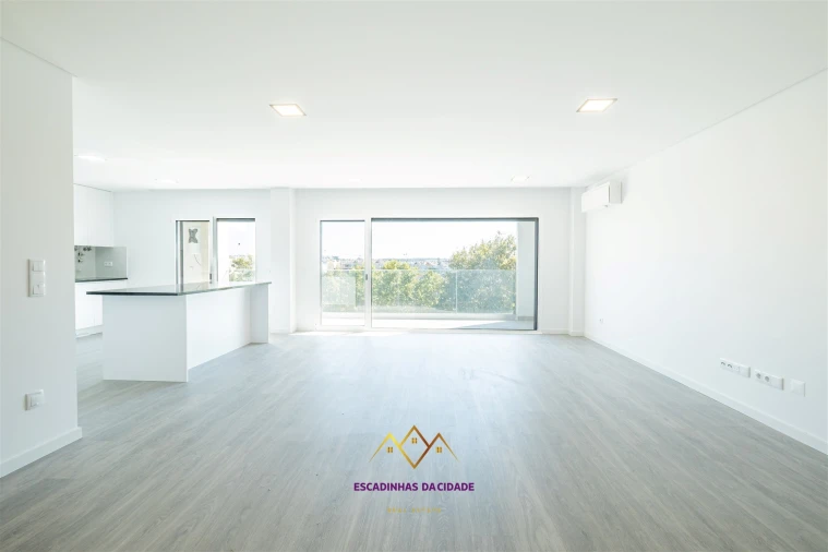 Apartamento T5 para Venda em Montijo e Afonsoeiro Foto 81