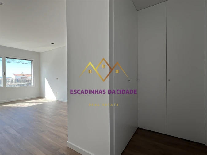Apartamento T5 para Venda em Montijo e Afonsoeiro Foto 7