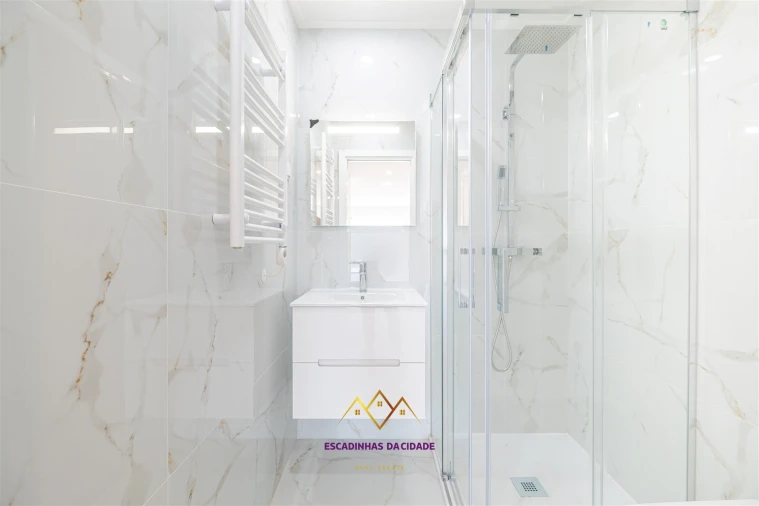 Apartamento T5 para Venda em Montijo e Afonsoeiro Foto 32