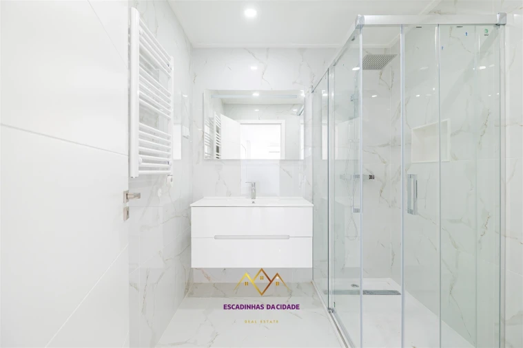 Apartamento T5 para Venda em Montijo e Afonsoeiro Foto 53