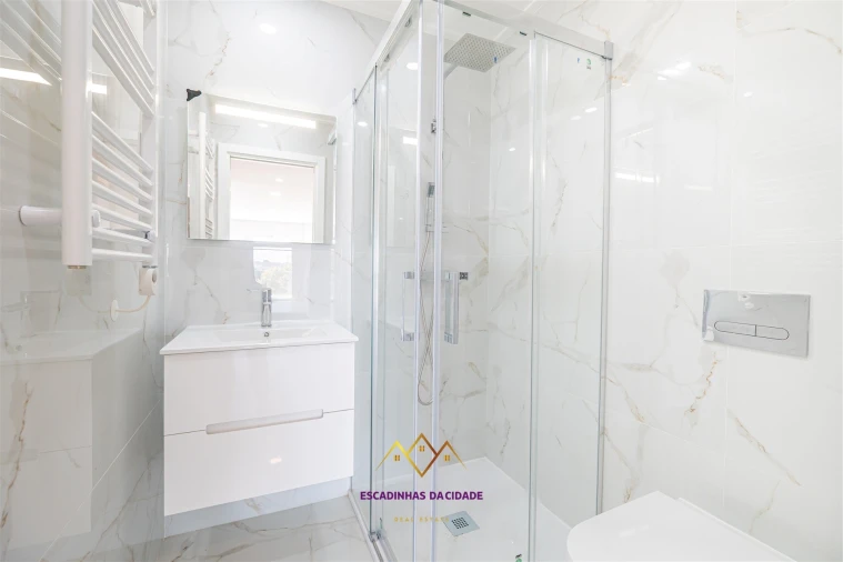 Apartamento T5 para Venda em Montijo e Afonsoeiro Foto 31