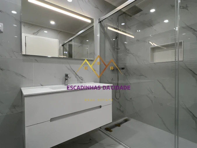 Apartamento T5 para Venda em Montijo e Afonsoeiro Foto 14