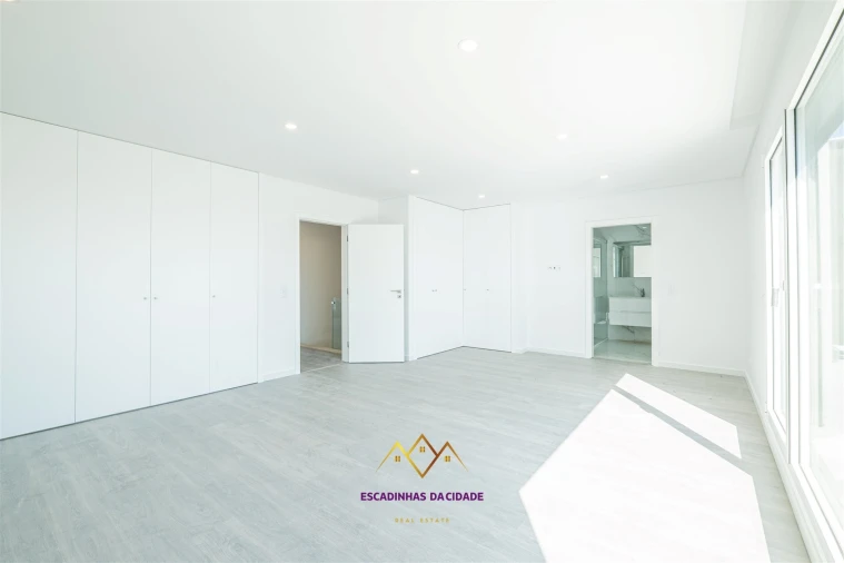 Apartamento T5 para Venda em Montijo e Afonsoeiro Foto 66