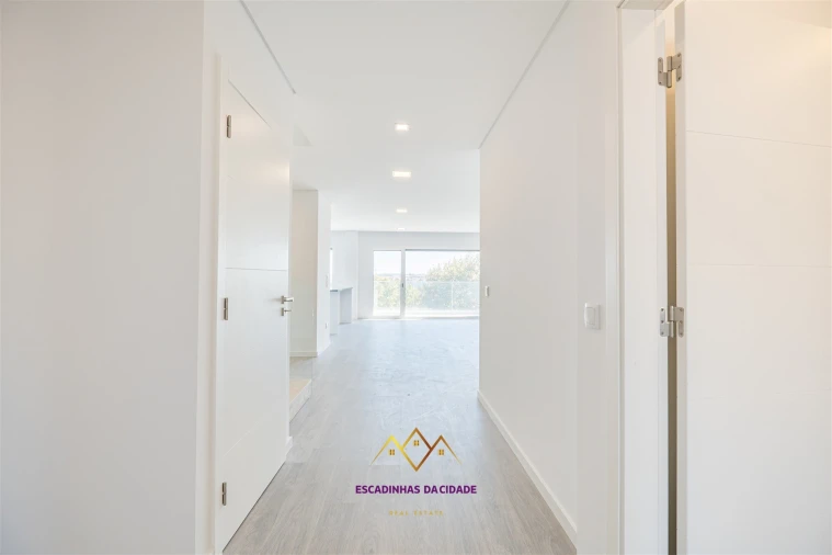 Apartamento T5 para Venda em Montijo e Afonsoeiro Foto 19