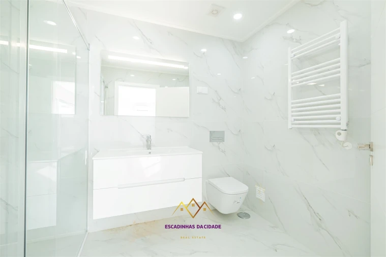 Apartamento T5 para Venda em Montijo e Afonsoeiro Foto 70
