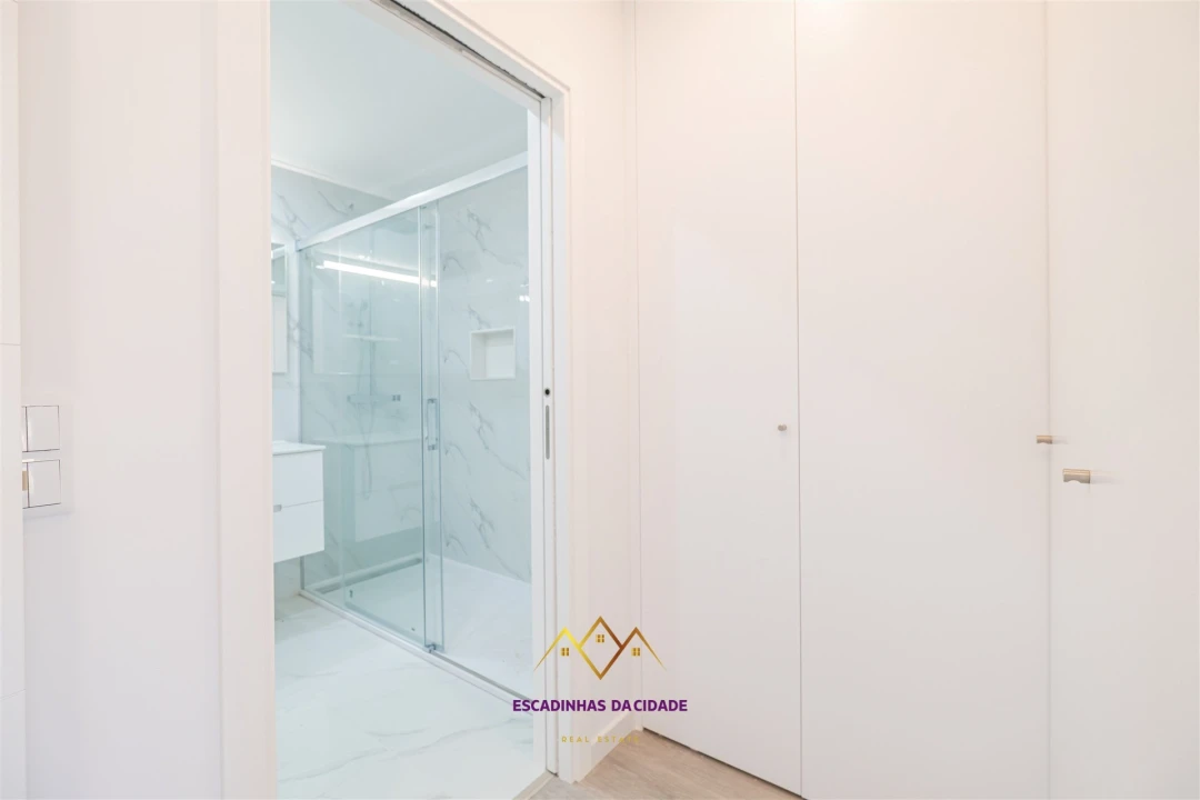 Apartamento T5 para Venda em Montijo e Afonsoeiro Foto 35