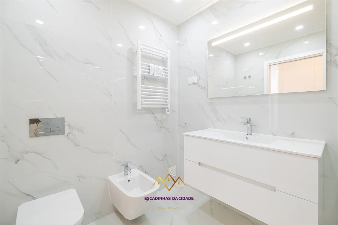Apartamento T5 para Venda em Montijo e Afonsoeiro Foto 40