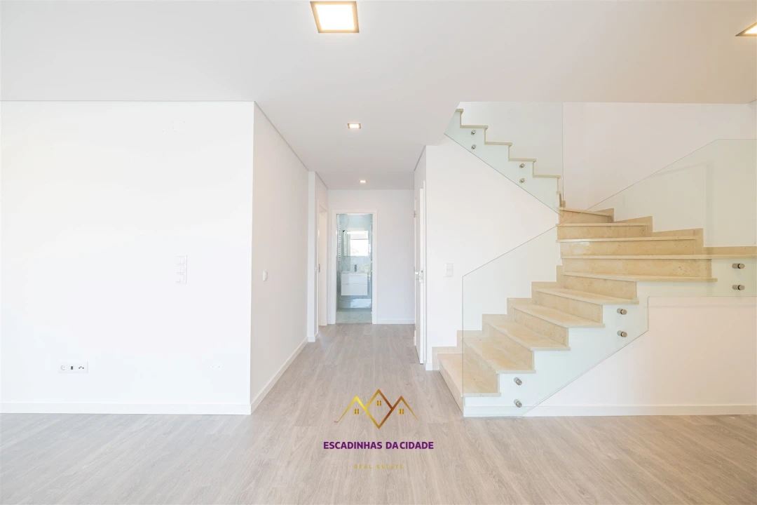 Apartamento T5 para Venda em Montijo e Afonsoeiro Foto 15