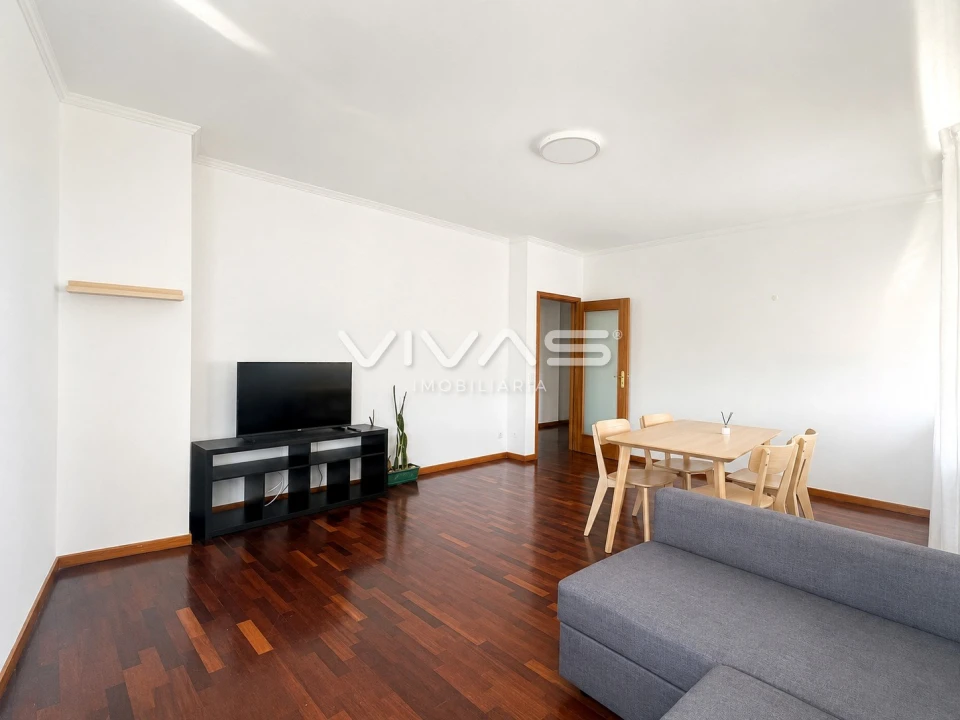 Apartamento T2 para Arrendamento em Merelim (São Pedro) e Frossos Foto 4