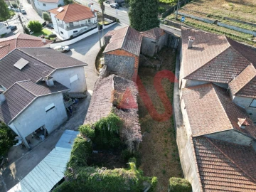 Moradia T3 para Venda em Requião
