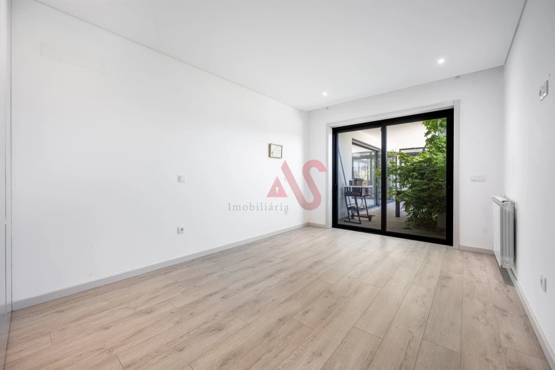 Moradia T3 para Venda em Sande Vila Nova e Sande São Clemente Foto 17
