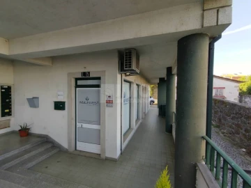 Loja para Venda em Tortosendo