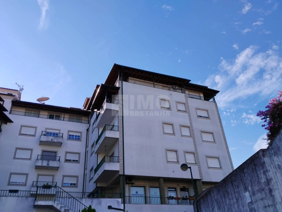 Loja para Venda em Tortosendo Foto 6