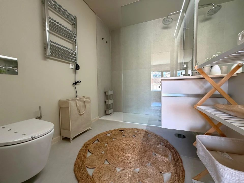 Apartamento T1 para Arrendamento em Cedofeita, Santo Ildefonso, Sé, Miragaia, São Nicolau e Vitória Foto 9