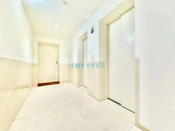 Apartamento T3 para Arrendamento em Lordelo do Ouro e Massarelos