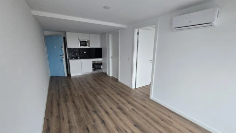 Apartamento T1 para Arrendamento em Póvoa de Varzim, Beiriz e Argivai