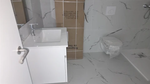 Apartamento T1 para Arrendamento em Póvoa de Varzim, Beiriz e Argivai