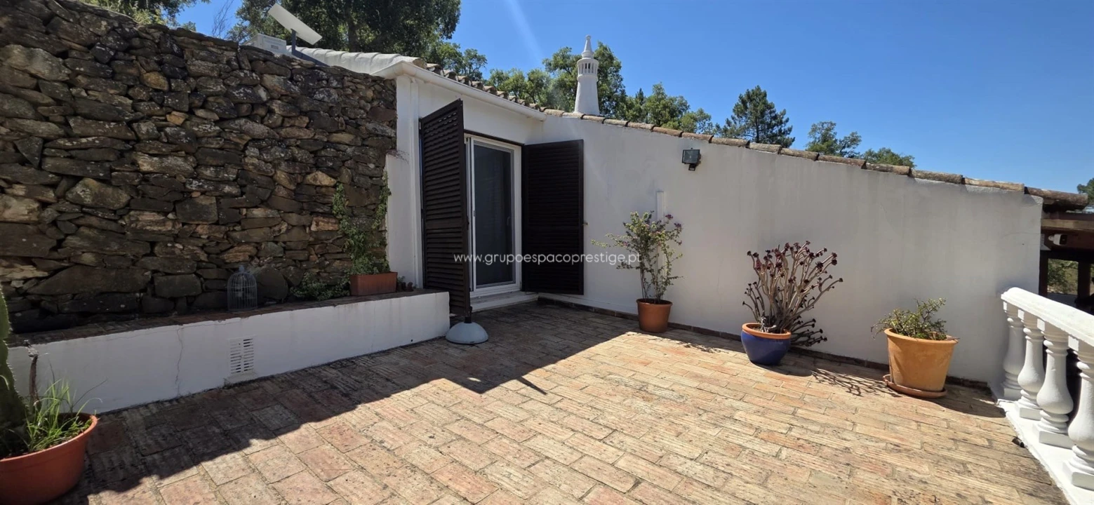 Moradia T0 para Venda em Santa Catarina da Fonte do Bispo Foto 40