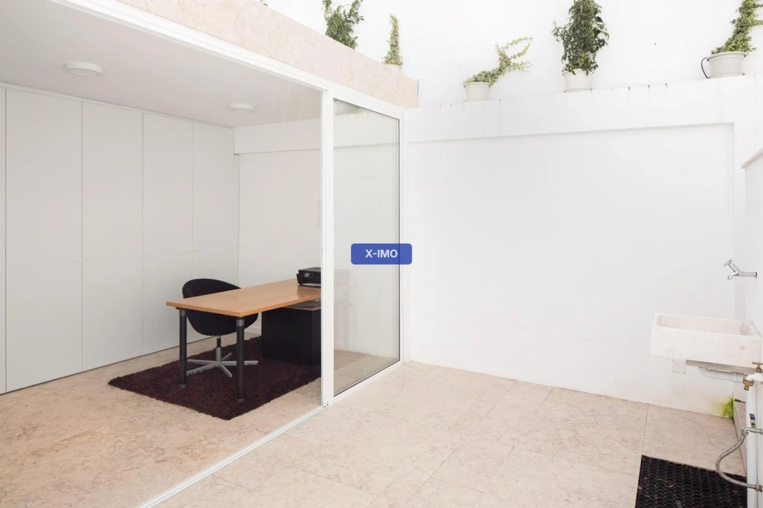 Apartamento T4 para Venda em Avenidas Novas Foto 3