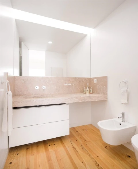 Apartamento T4 para Venda em Avenidas Novas