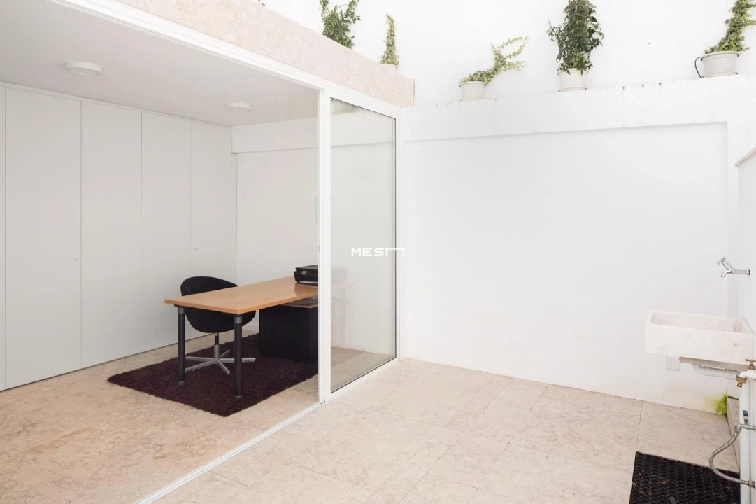 Apartamento T4 para Venda em Avenidas Novas Foto 3