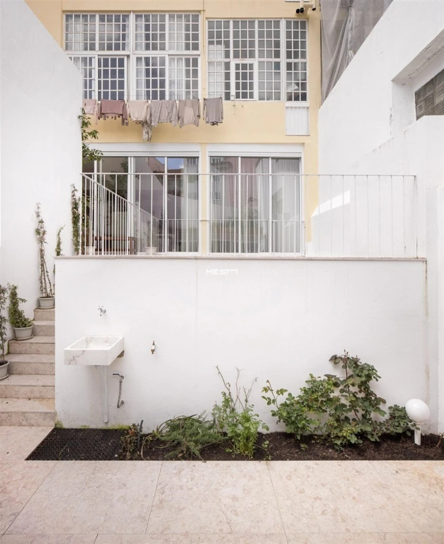 Apartamento T4 para Venda em Avenidas Novas Foto 4