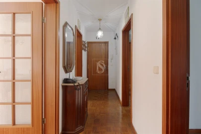 Apartamento T2 para Venda em Marvila