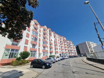 Apartamento T2 para Venda em Póvoa de Varzim, Beiriz e Argivai