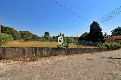 Terreno para Venda em Póvoa de Varzim, Beiriz e Argivai