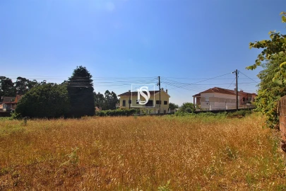 Terreno para Venda em Póvoa de Varzim, Beiriz e Argivai