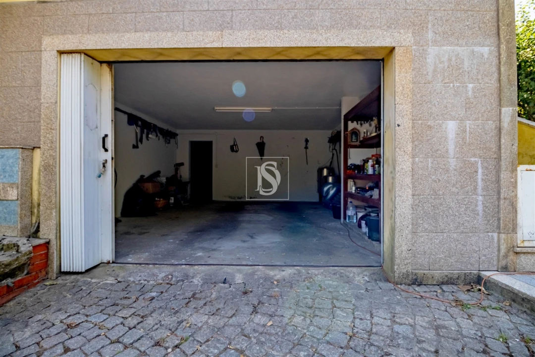 Moradia T4 para Venda em Gove Foto 32