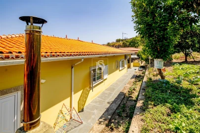 Moradia T4 para Venda em Gove