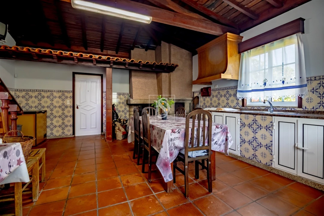 Moradia T4 para Venda em Gove Foto 12