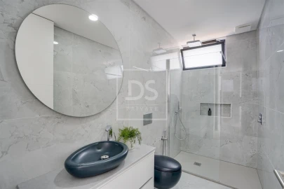 Moradia T4 para Venda em Santa Iria de Azoia, São João da Talha e Bobadela