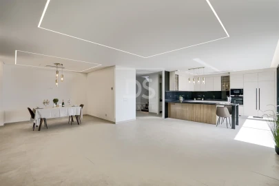 Moradia T4 para Venda em Santa Iria de Azoia, São João da Talha e Bobadela